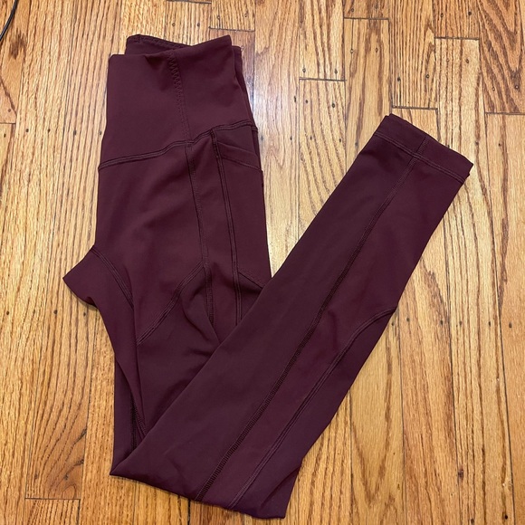 Like New lululemon ATRP - Picture 2 of 4